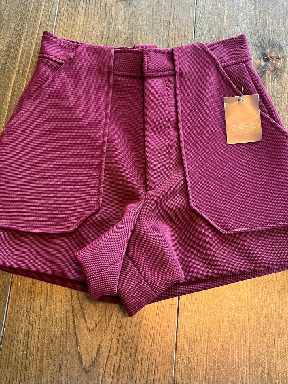 Zara Trafaluc High-Waist Burgundy Women's Shorts-small